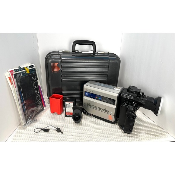 Vintage Sony Betamovie BMC-110 Camcorder System with Case battery manual Mint - Picture 1 of 14